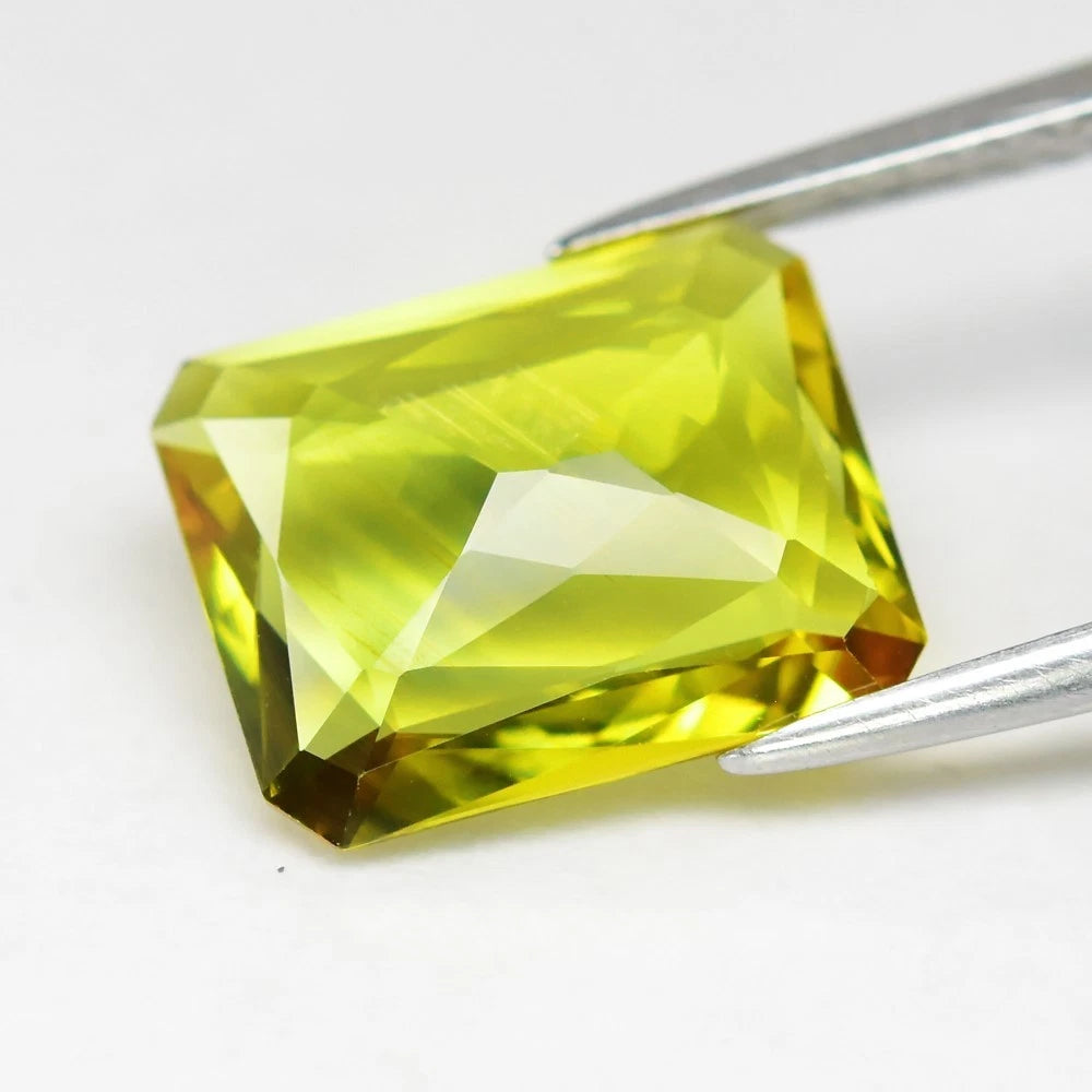 3.77ct VS Octagon Natural Greenish Yellow Sapphire - Unheated, GLC Certified - photo 3