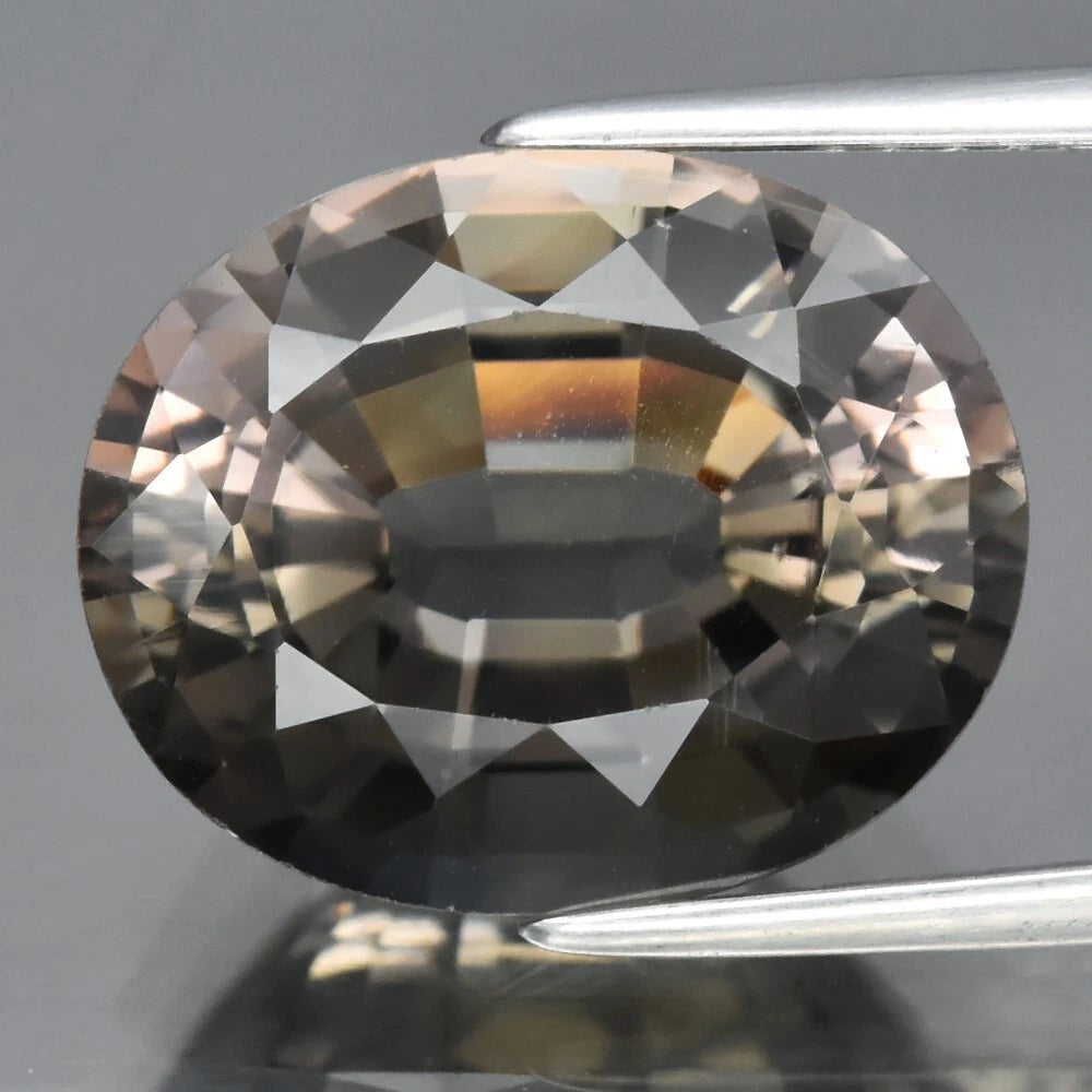 Sparkling! 6.58ct 13.3x10.7mm VVS Oval Natural Unheated Green Tourmaline