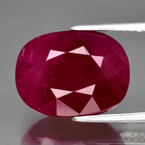 9.05ct 13.7x10.3mm Oval Natural Purplish Red Ruby Mozambique Gemstone