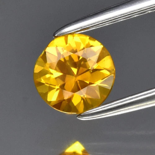 0.47ct 4.6mm VS Round Brilliant Yellow Sapphire Gemstone, Thailand