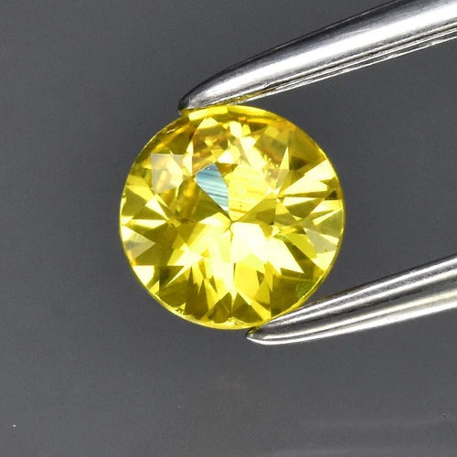 0.30ct 4mm VVS Round Brilliant Yellow Sapphire Gemstone, Thailand