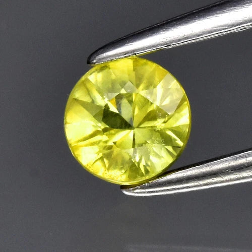 0.31ct 4mm Round Brilliant Greenish Yellow Sapphire Gemstone, Thailand