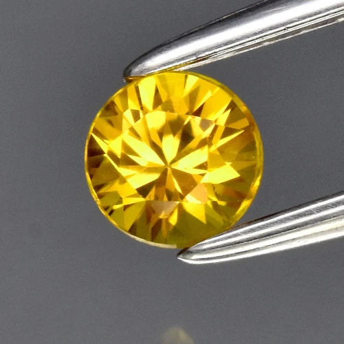 0.30ct 3.8mm VVS Round Brilliant Yellow Sapphire Gemstone Thailand, Twinkling!
