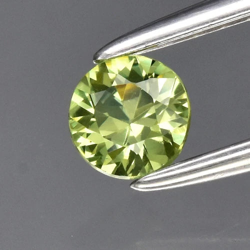 0.25ct 3.8mm VVS Round Brilliant Green Sapphire Gemstone, Thailand