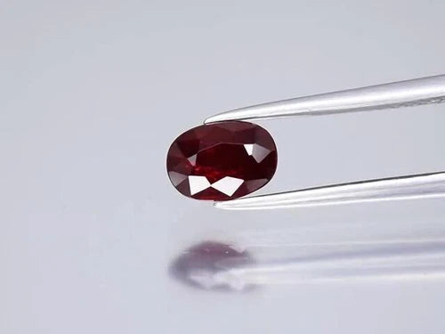 CERTIFICATE Incl.* 0.89ct Oval Natural Red Ruby Gemstone Mozambique *Heated - Video 1 of 1