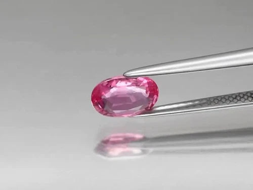 CERTIFICATE Incl.* 1.21ct VS Oval Unheated Pink Sapphire Gemstone, Mozambique - Video 1 of 1
