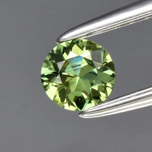 0.24ct 3.8mm VVS Round Brilliant Green Sapphire Gemstone, Thailand