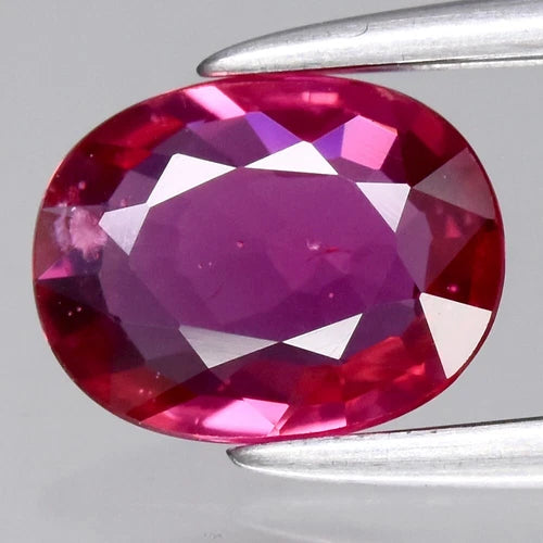 0.79ct 6.5x5mm Oval Natural Unheated Purplish Pink Sapphire Gemstone, Mozambique
