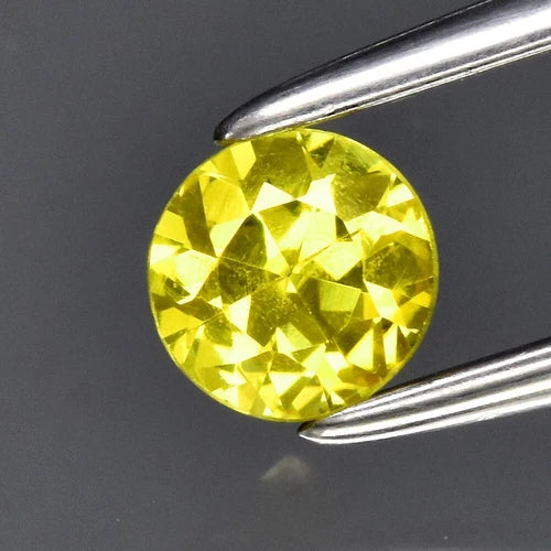 0.29ct 4mm VS Round Brilliant Yellow Sapphire Gemstone, Thailand