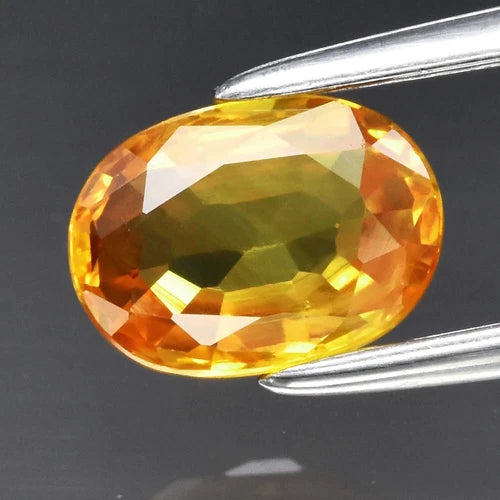 0.86ct 6.5x4.8mm VS Oval Yellow Sapphire Gemstone Thailand Attractive!