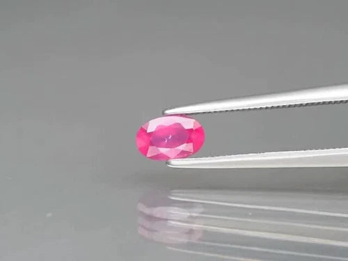 CERTIFICATE Incl.* 0.58ct Oval Natural Unheated Purple-Red Ruby, Gemstone - Video 1 of 1