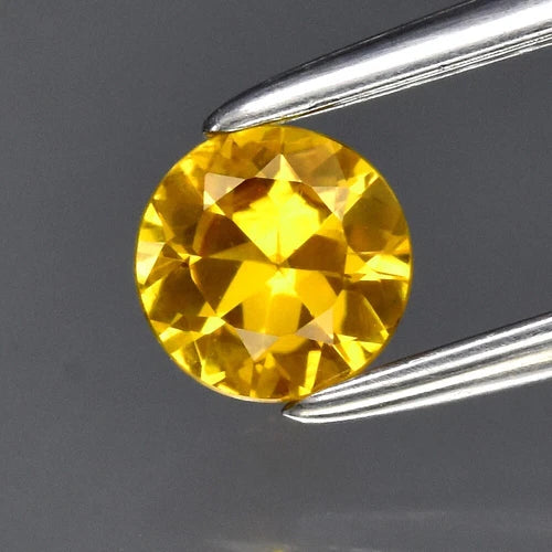 0.29ct 4mm VS Round Brilliant Yellow Sapphire Gemstone, Thailand