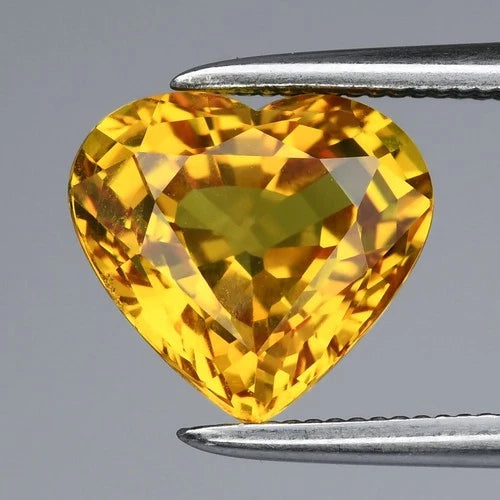 2.65ct 8.5x7.7mm VS Heart Natural Yellow Zircon - Unheated, Tanzania Gemstone