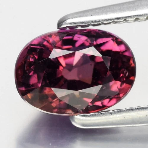1.07ct Oval Natural Purplish Pink Sapphire - Unheated, Madagascar Gemstone