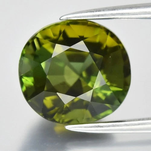 2.34ct 8x7.3mm VVS Oval Natural Green Tourmaline - Unheated, Mozambique Gem