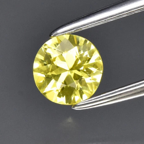 0.39ct 4.5mm VS Round Brilliant Greenish Yellow Sapphire Gemstone, Thailand