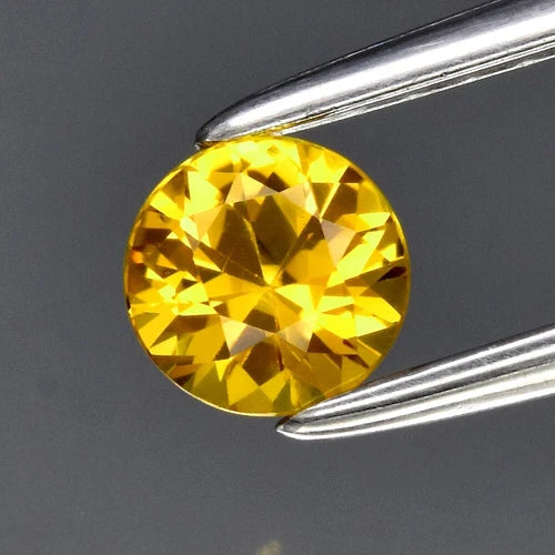 0.33ct 4mm VVS Round Brilliant Yellow Sapphire Gemstone, Thailand