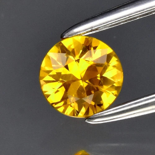 0.33ct 4.2mm VS Round Brilliant Yellow Sapphire Gemstone, Thailand