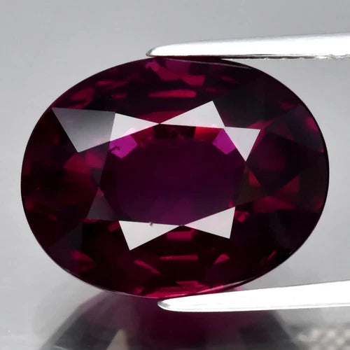 Big! 11.48ct 14.8x11.5mm VVS Oval Natural Reddish Purple Rhodolite Garnet