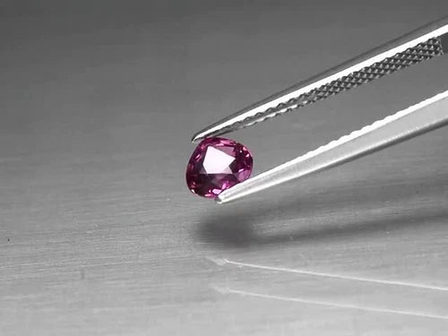 CERTIFICATE Incl.* 0.46ct Pear Natural Purple-Red Ruby Thailand, Gemstone - Video 1 of 1