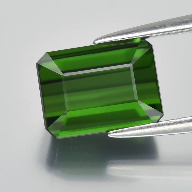 2.95ct 9x6.7mm VVS Octagon Natural Green Tourmaline - Unheated Mozambique Gem