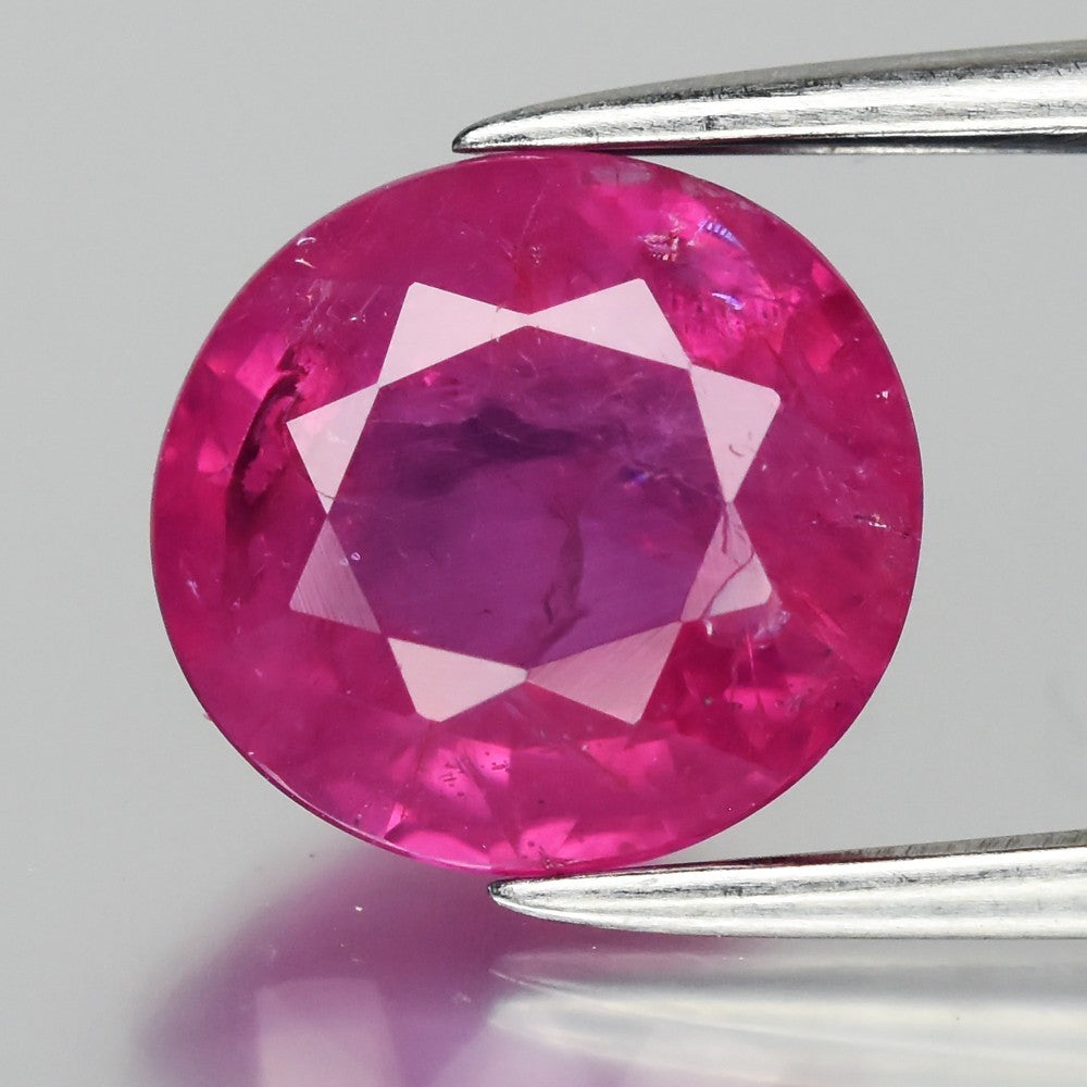 2.57ct 8x7.5mm Oval Natural Purplish Pink Sapphire - Unheated, Tanzania Gem — view 1