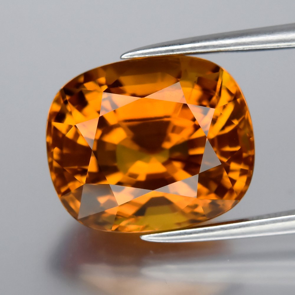 IF Clarity! 6.11ct 10.8x9mm Cushion Natural Yellow Sapphire - Thailand Gem