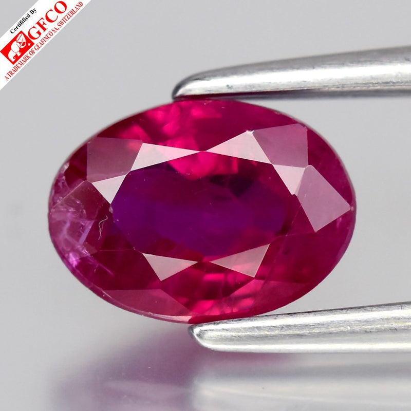 GFCO CERTIFIED 0.90ct Oval Natural Pigeon Blood Red Ruby - Heated, Burma Gem