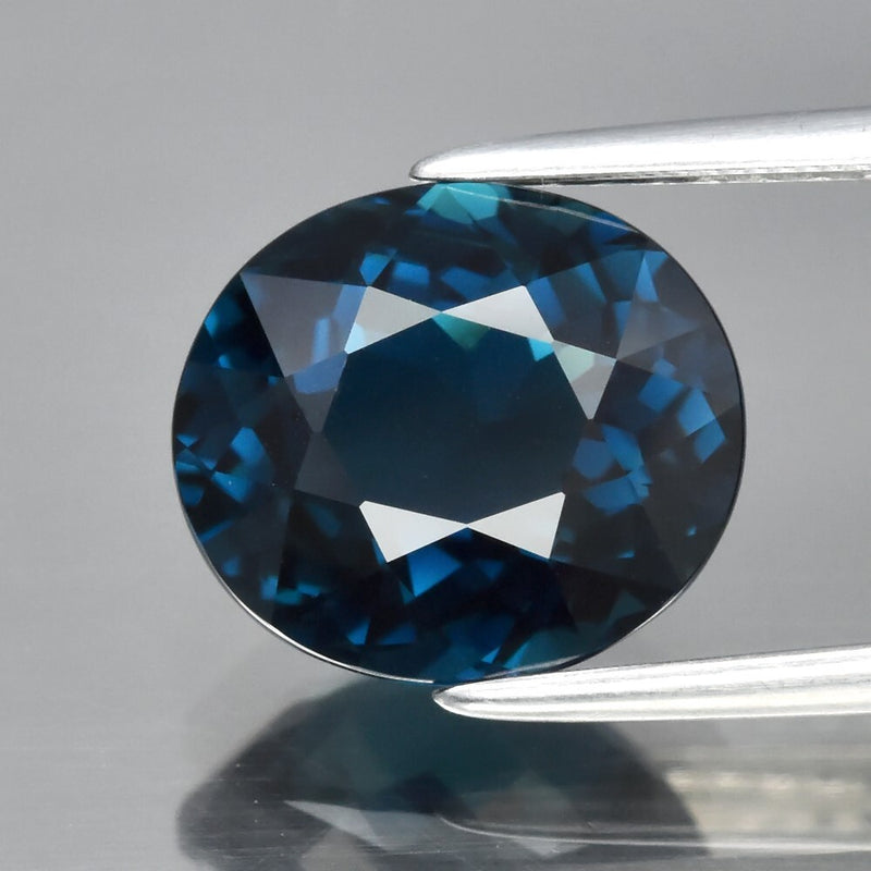 CERTIFICATE Incl.*Super IF Clean 2.47ct Oval Natural Blue Indicolite Tourmaline