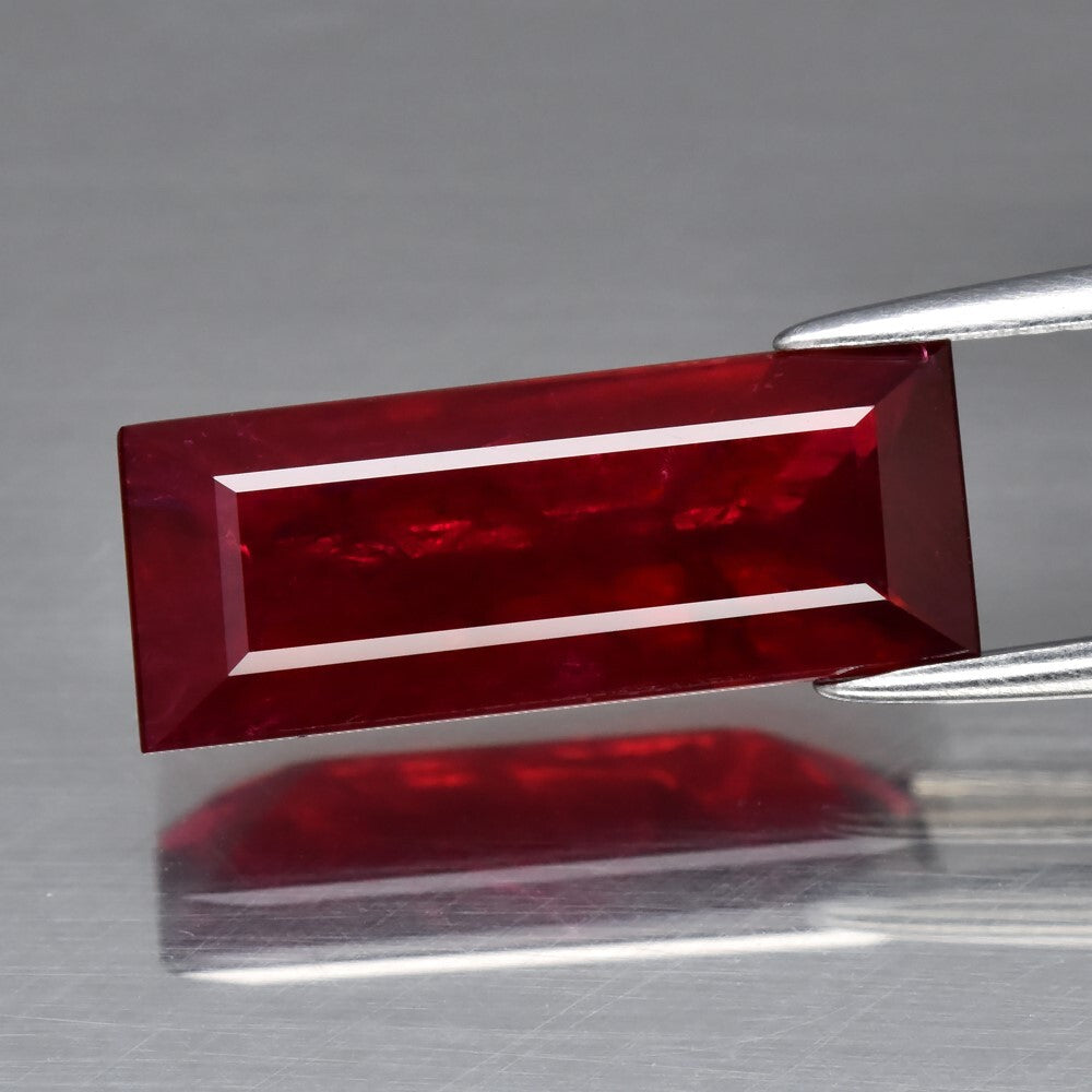 4.69ct 15.8x6mm Baguette Natural Purplish Red Ruby Mozambique Gemstone