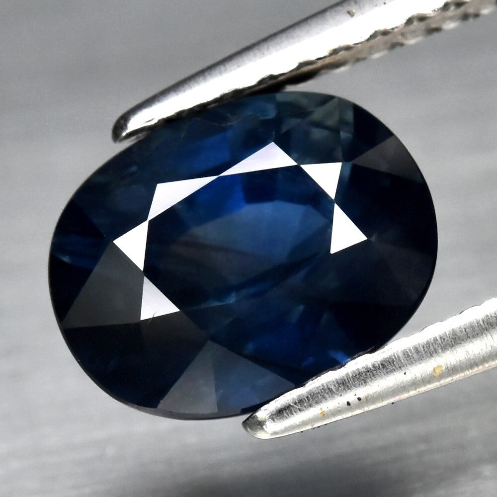 CERTIFICATE Incl.* 2.44ct Oval Unheated Blue Sapphire Gemstone, Africa — view 1