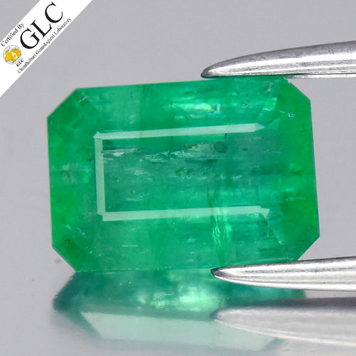 GLC CERTIFIED 0.95ct Octagon Natural Green Emerald - Colombia Gemstone — view 1