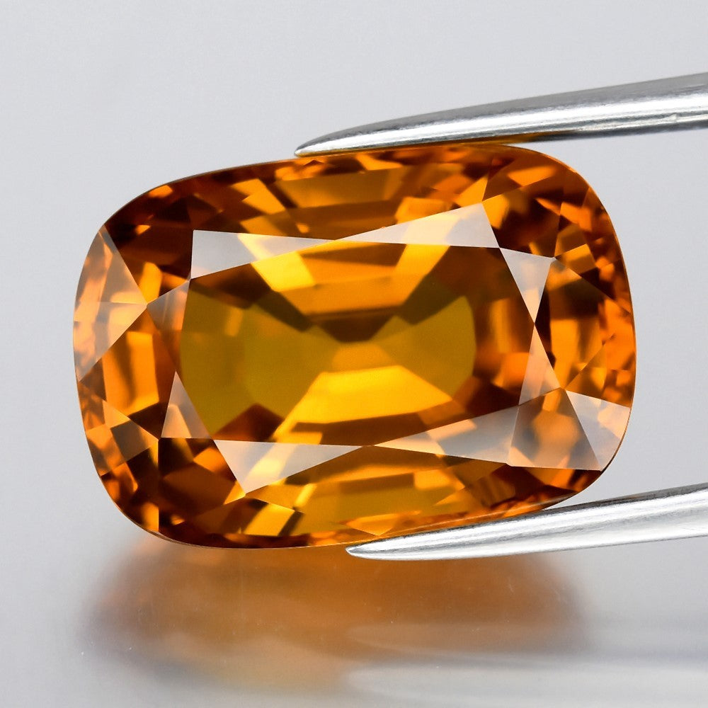 Flawless! 10.61ct 14.5x10.2mm IF Cushion Natural Yellow Sapphire - Thailand