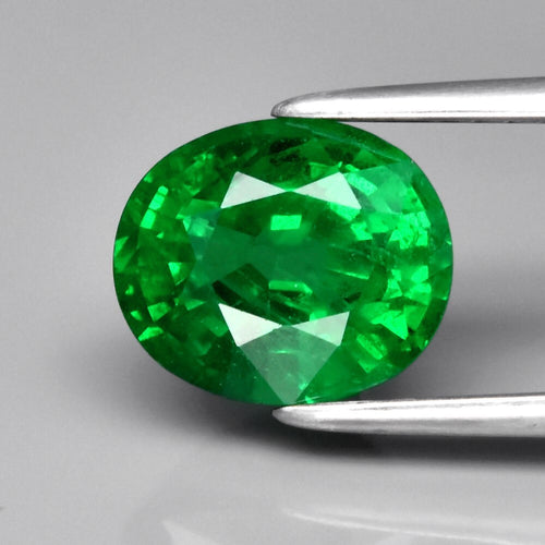 Marvelous! 2.14ct 8.2x7mm Oval Natural Shocking Green Tsavorite Garnet, Tanzania — view 1